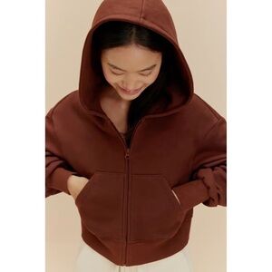 NEIWAI NWT CROPPED SWEATSHIRT